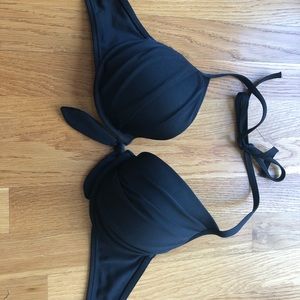 Victoria’s Secret Push-Up Halter Top
